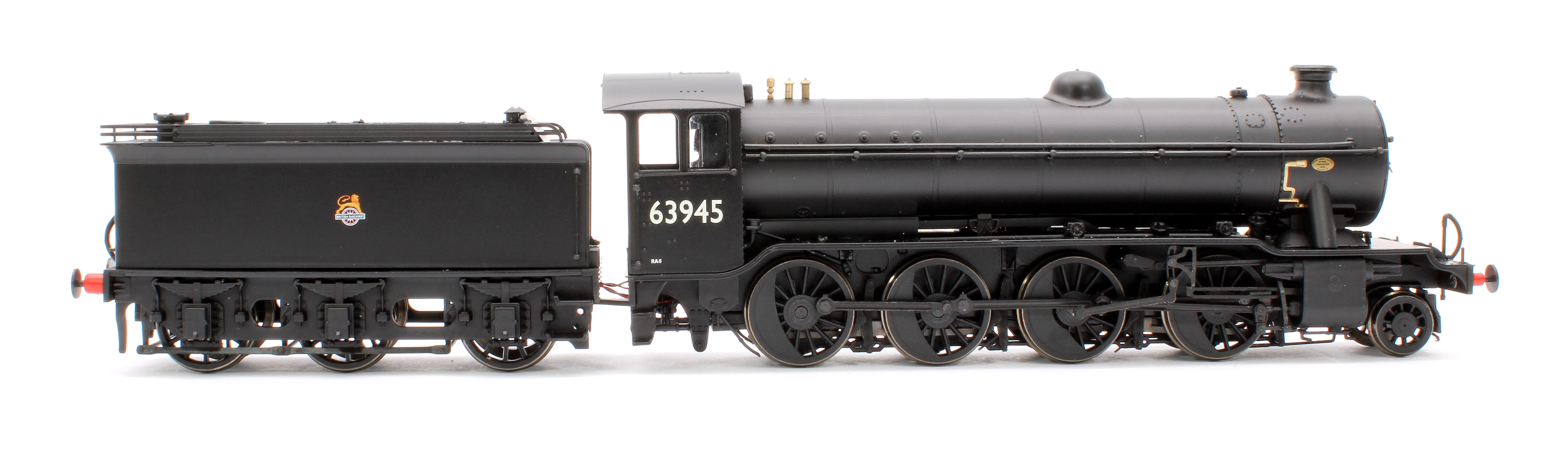 3942 Class O2/4 'Tango' BR early emblem black No. 63945 with low running plate, LNER cab and GN tender, short chimney - Image 6