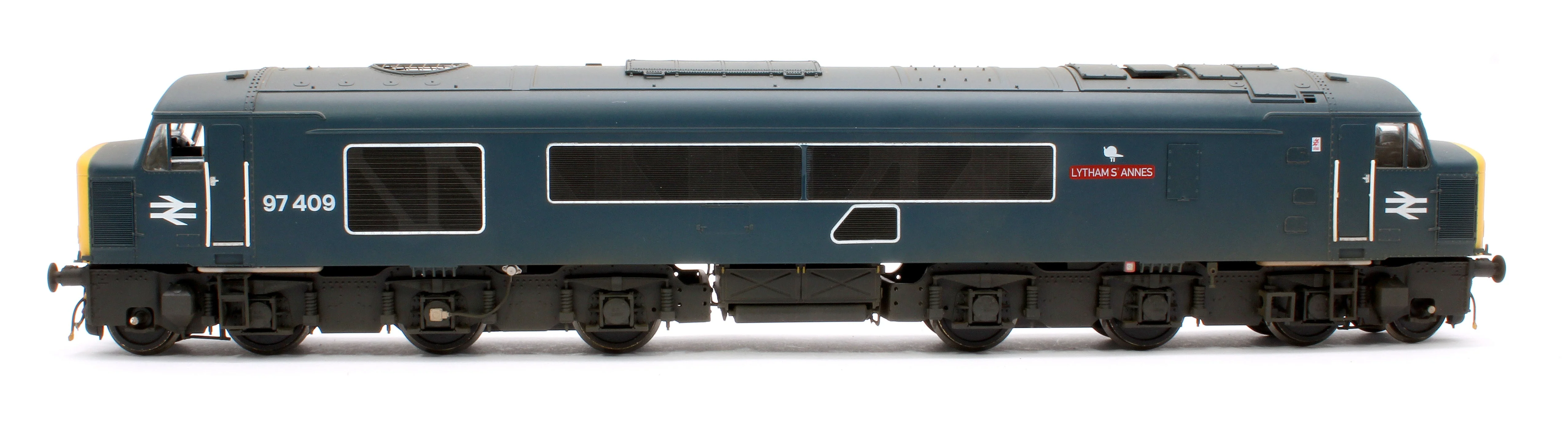 Pre-Owned Class 45/1 97409 'Lytham St Annes' BR Blue (Tinsley painted names) Diesel Locomotive - Weathered - Image 6