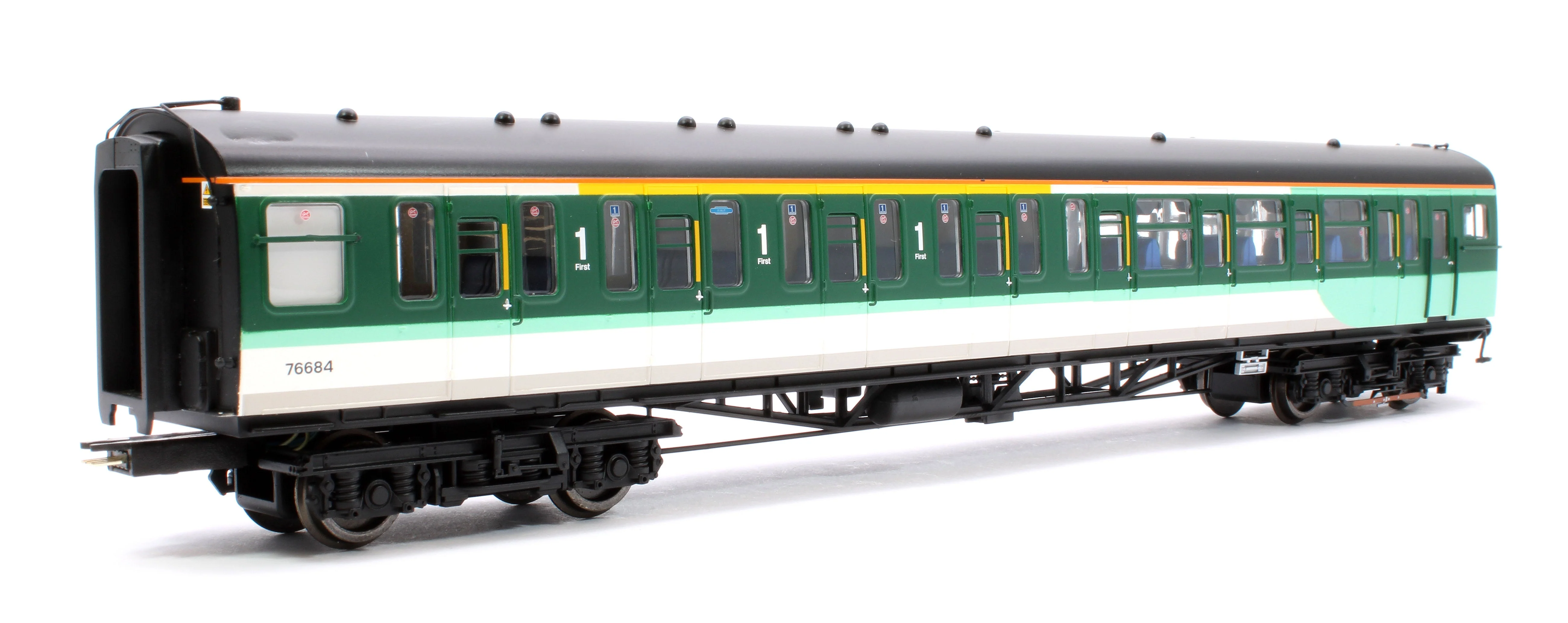 Pre-Owned R30106 Southern Class 423 4-VEP EMU 76683, 71018, 62136 & 76684 Train Pack - Image 9