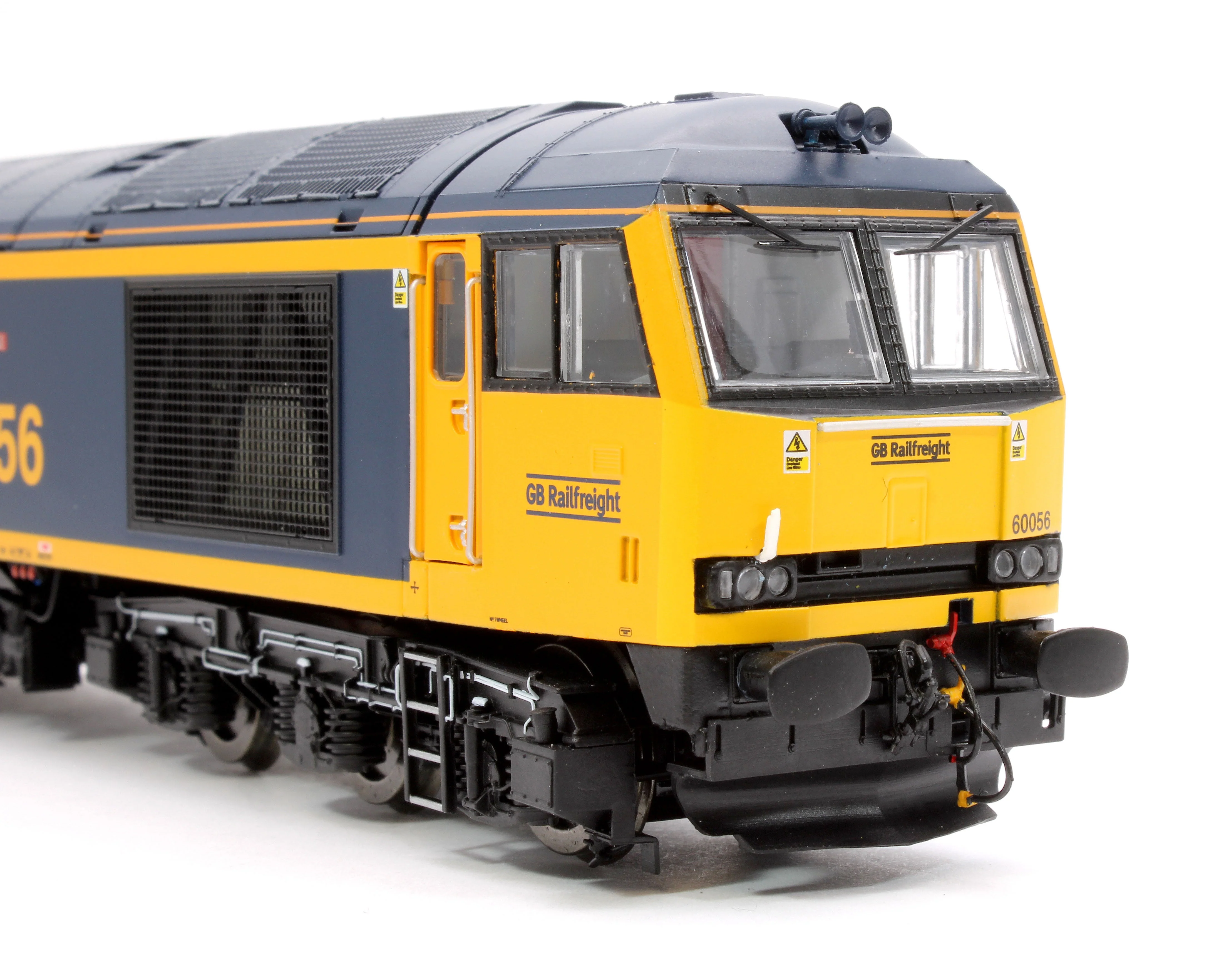 Pre-Owned R30355TXS GB Railfreight Class 60 Co-Co 60056 Great Gable Diesel Locomotive - DCC Sound - Image 10