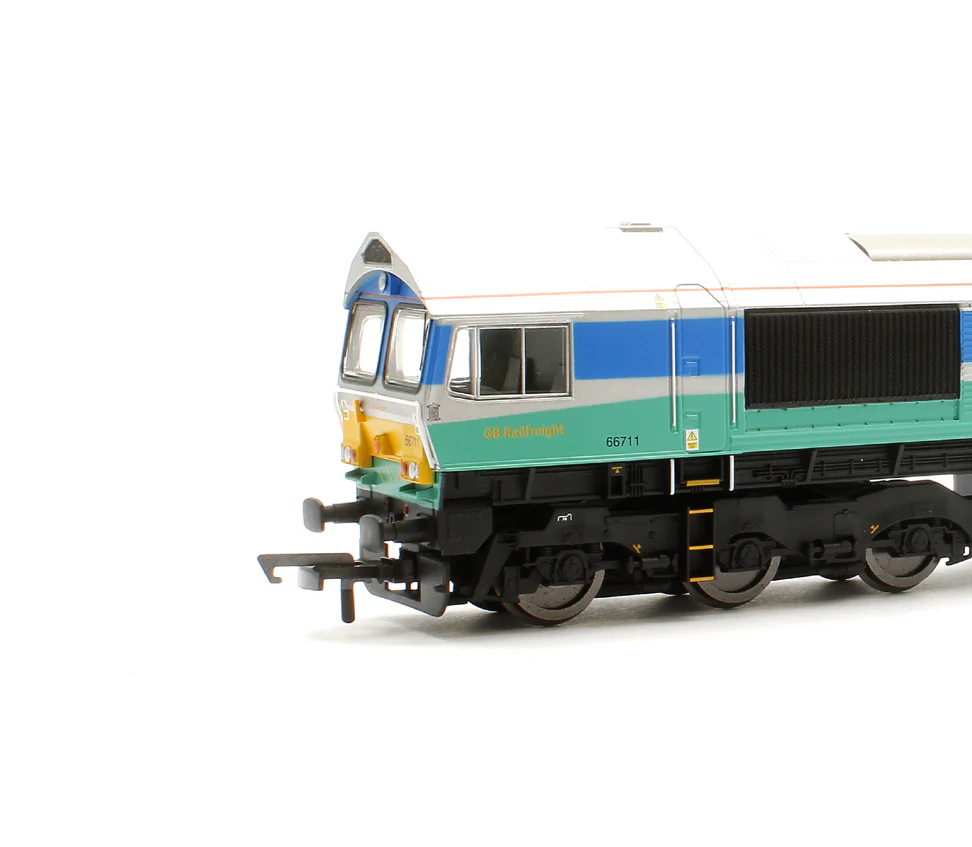 R30428 RailRoad Plus Aggregates Class 66 Sence No.66711 Diesel Locomotive - Image 8