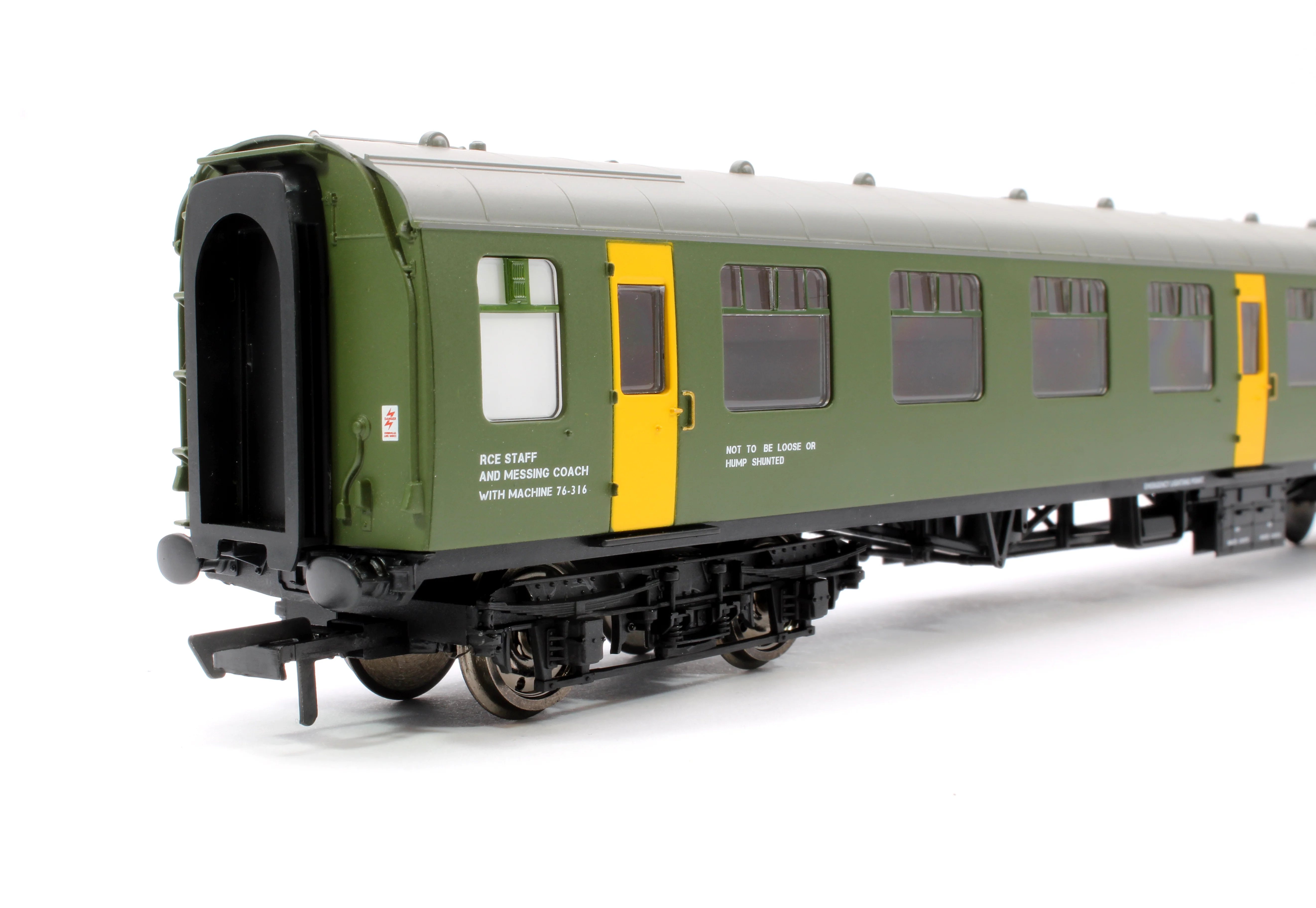 ex-Mk1 SK Ballast Cleaner Train Staff Coach BR Departmental DB 975805 - Image 4