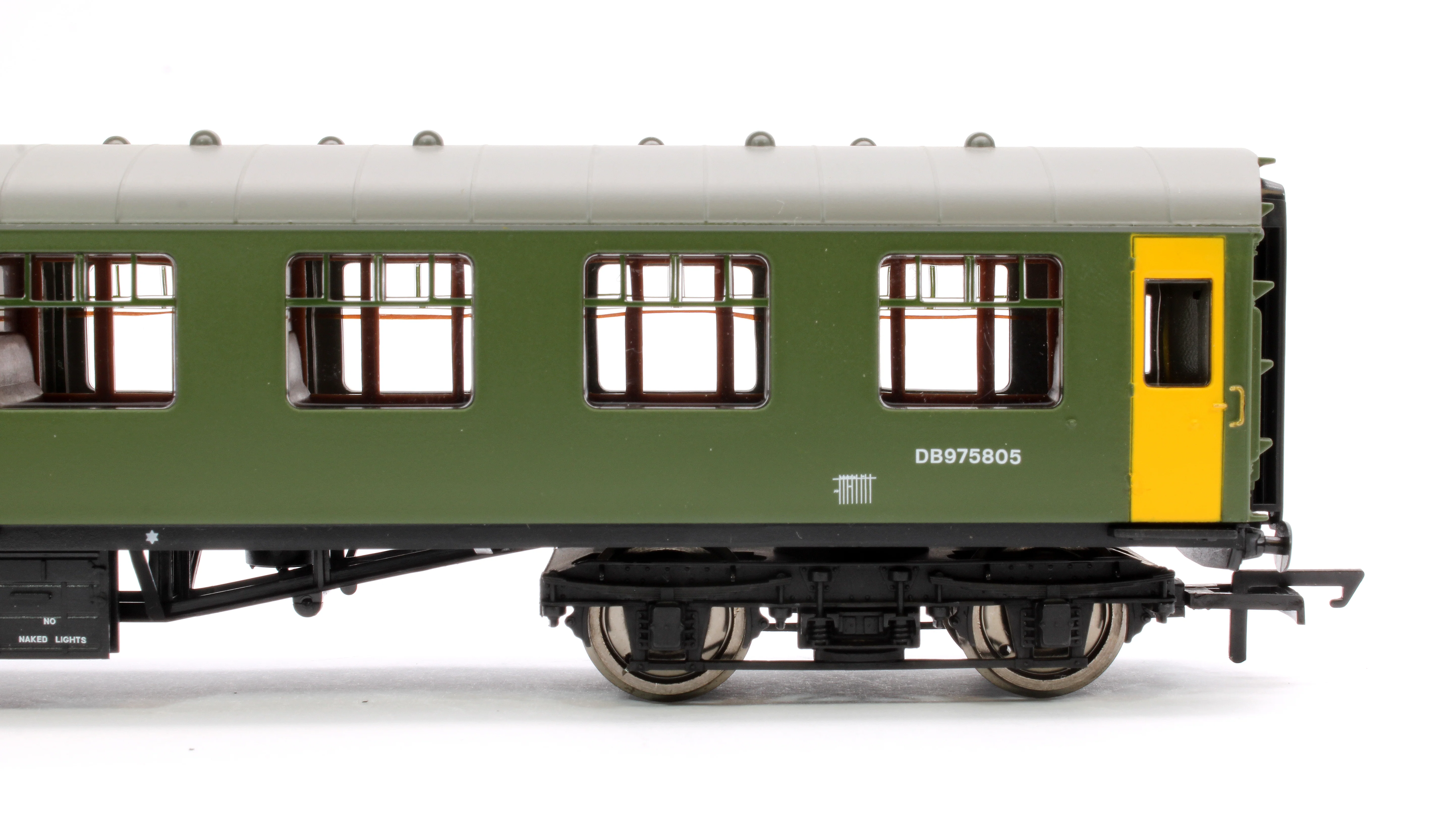 ex-Mk1 SK Ballast Cleaner Train Staff Coach BR Departmental DB 975805 - Image 5
