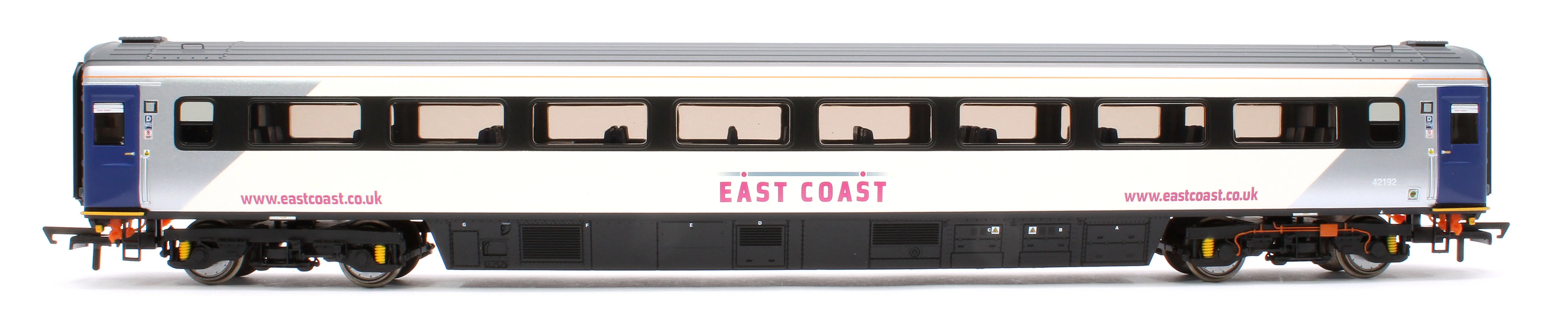 R40247A Mk3 Trailer Standard East Coast 42192 - Image 2