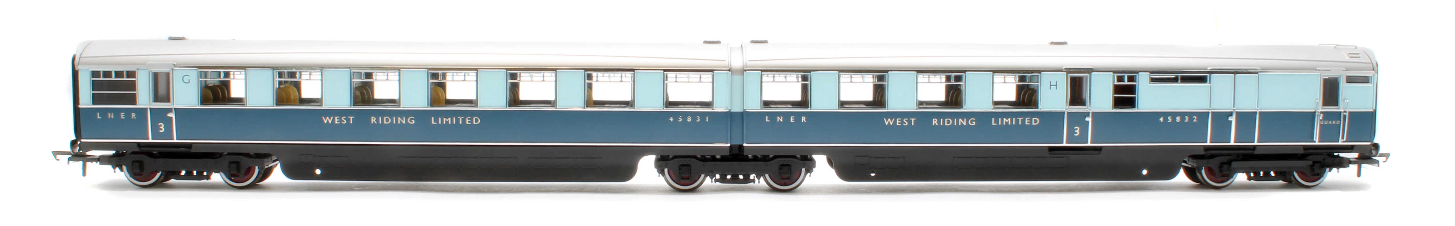 LNER West Riding Limited Open Third & Brake Third Articulated Coach Pack - Image 2