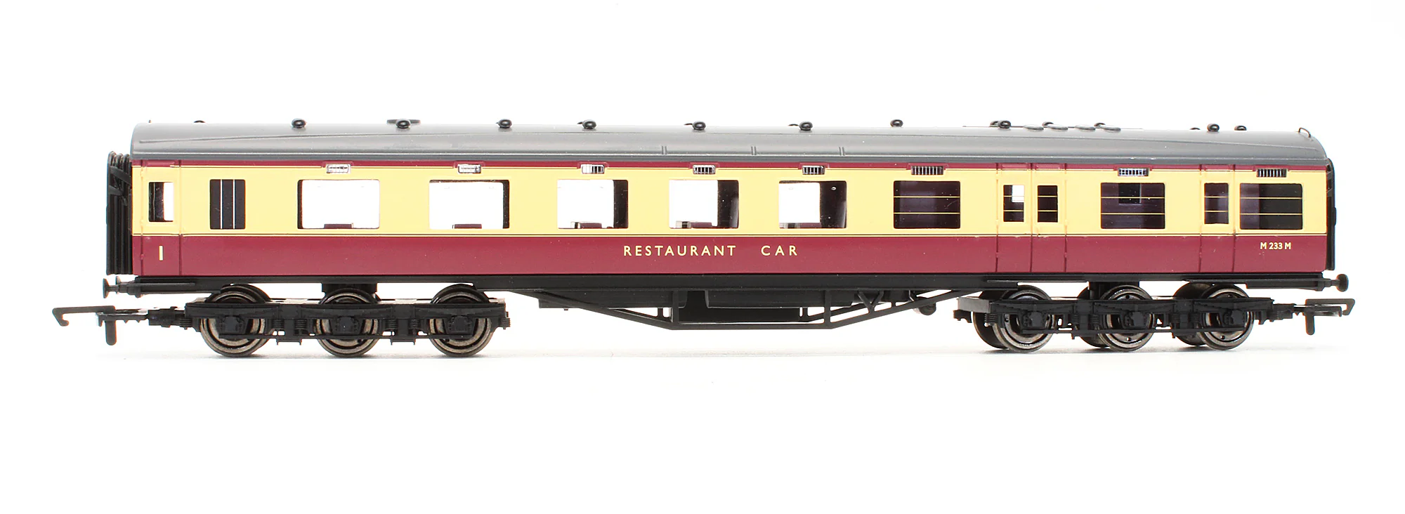 Pre-Owned BR Crimson & Cream 68ft Dining Car 'M233M' - Image 3