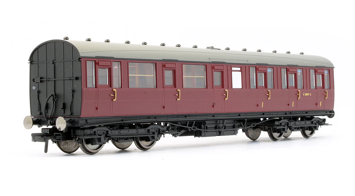 BR Gresley Suburban Composite Class Coach 'E88097E' - Image 2