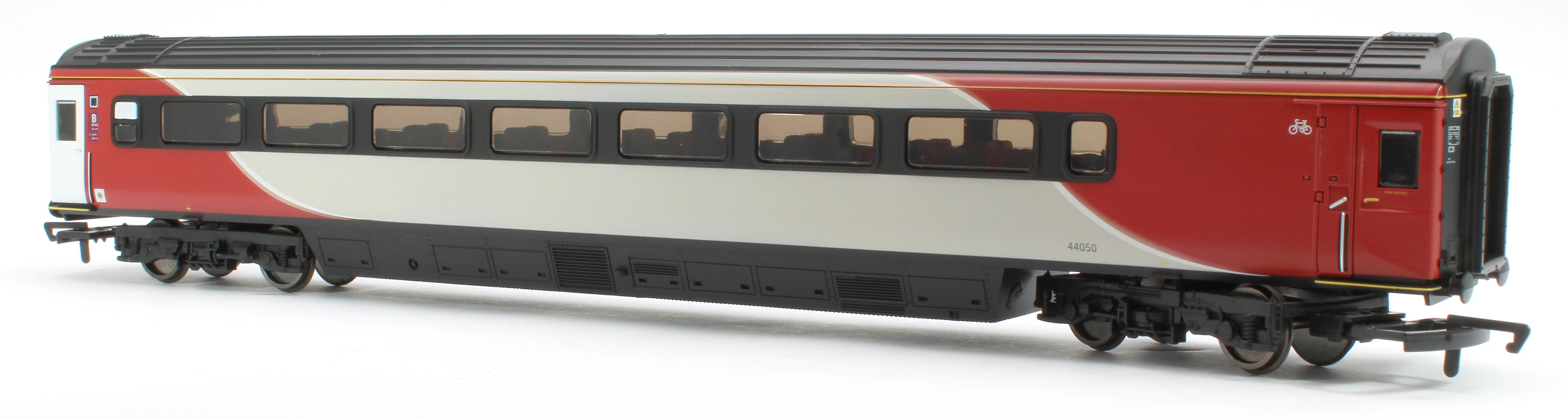 Pre-Owned MK3 TGS Standard Coach 44050 Virgin Trains - Image 3