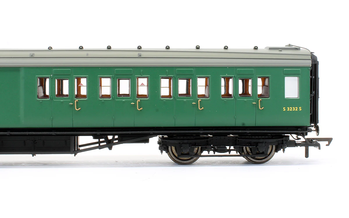 BR (Ex-SR) Maunsell 6 Compartment Brake 2nd Coach 'S 3232 S' - Image 3