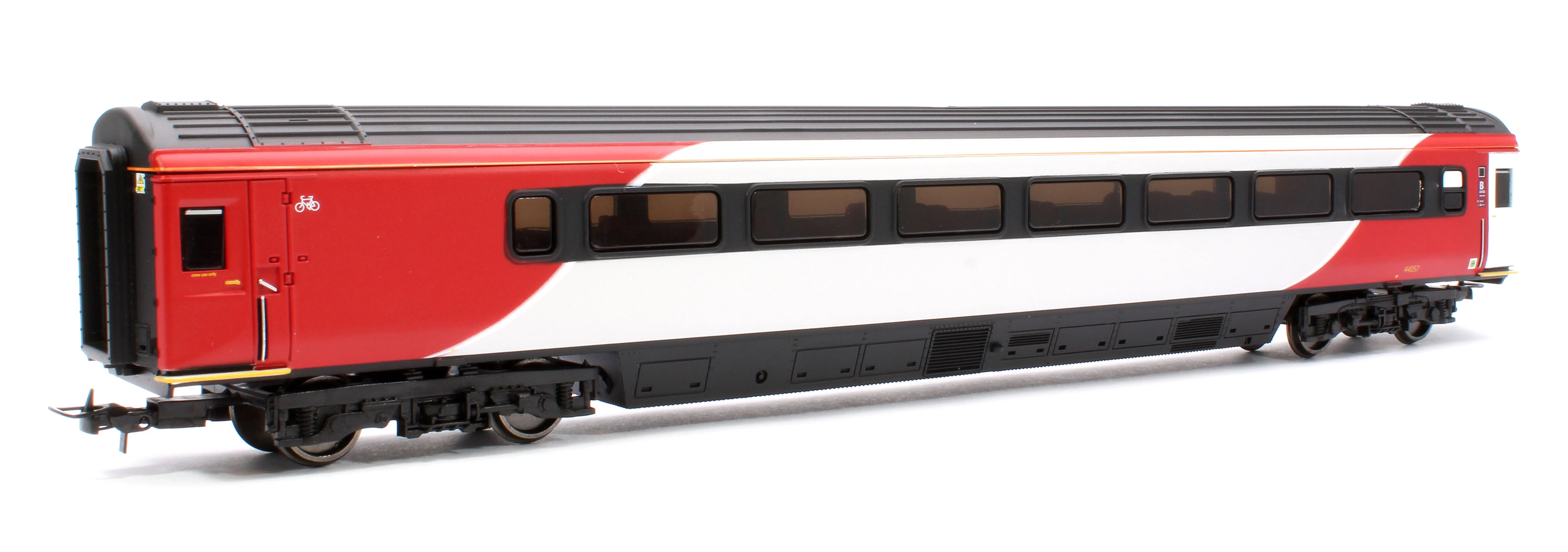 R4933B Mk3 Trailer Guard Standard (TGS) Coach B LNER 44057