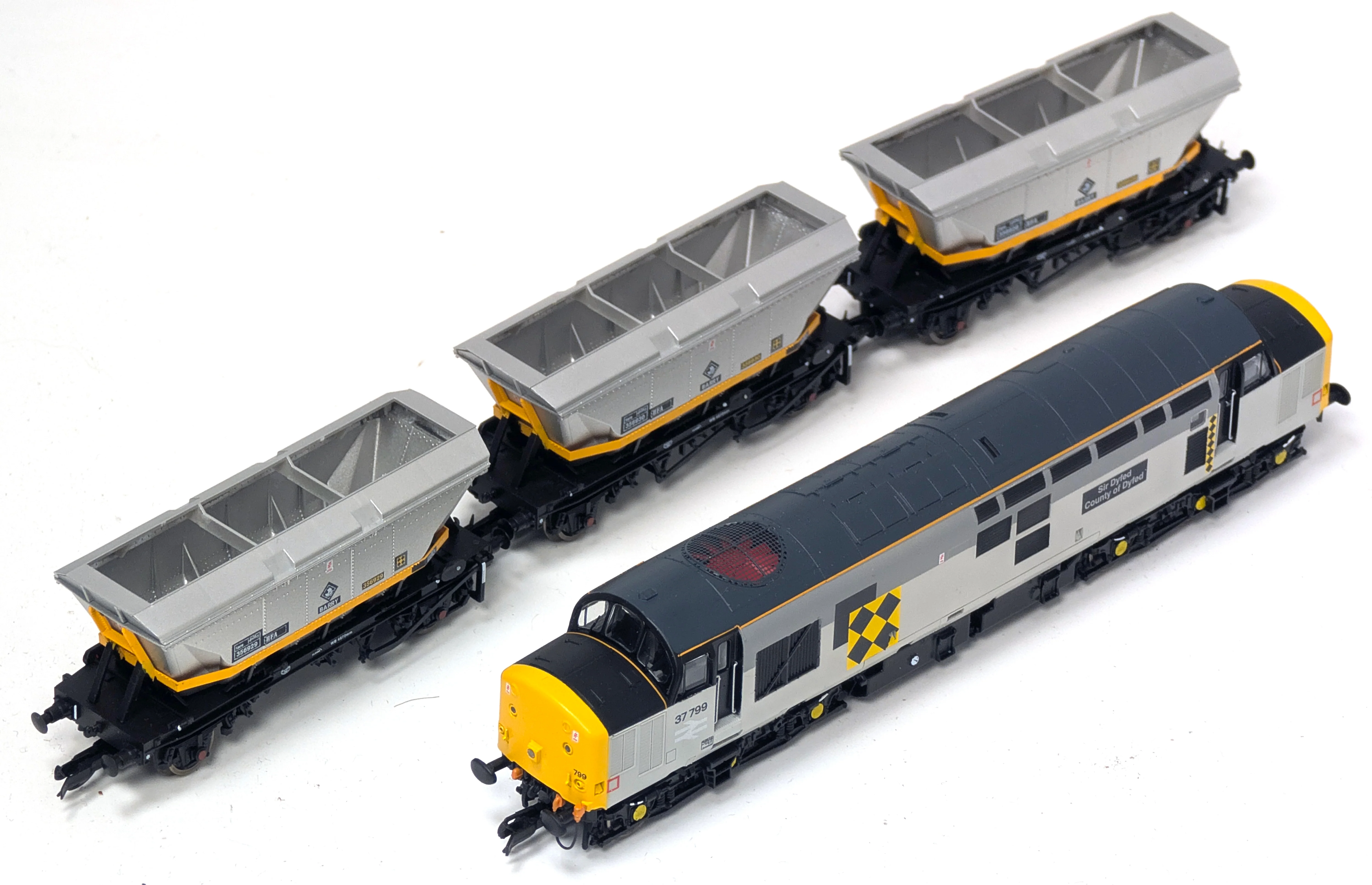 TT1008M Coalfield Freight Train Set - Image 2