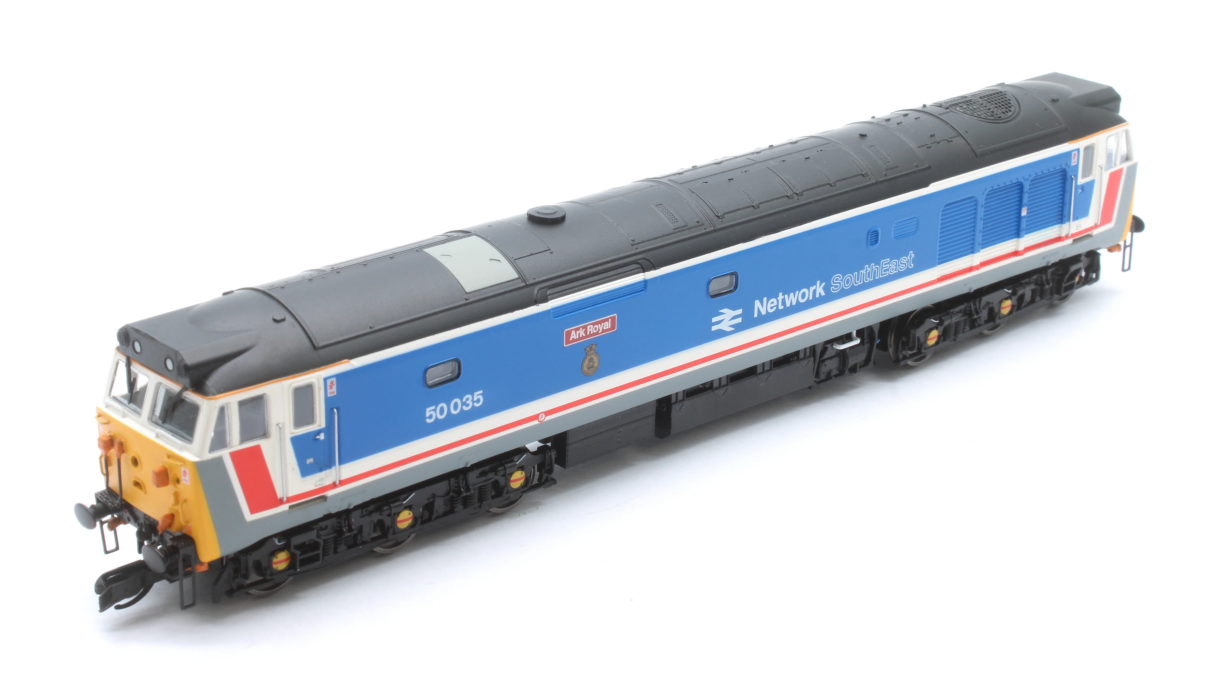 Class 50 Network South East Ark Royal 50035 Diesel Locomotive - Image 7