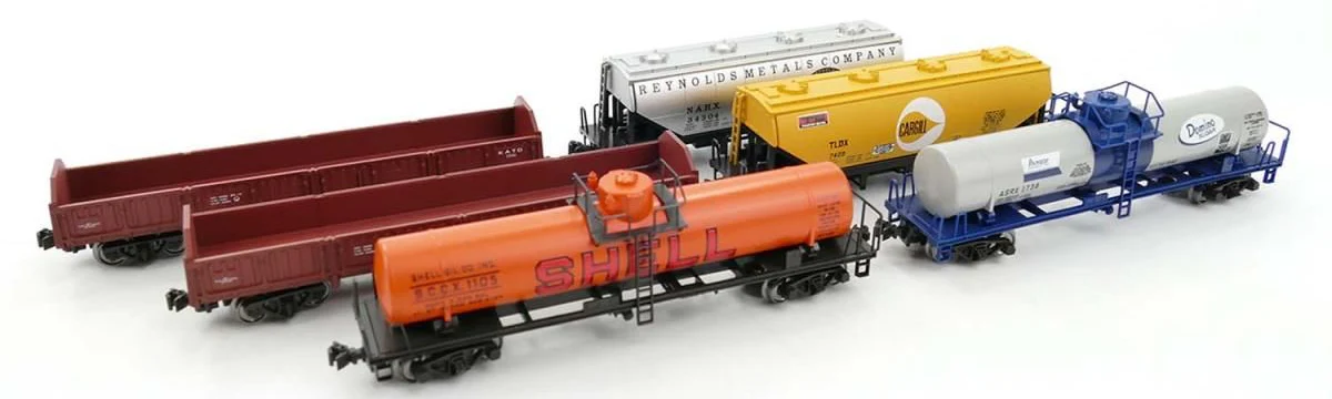 106-0026 Florida East Coast GE ES44C4 Diesel Freight Train Set - Image 3