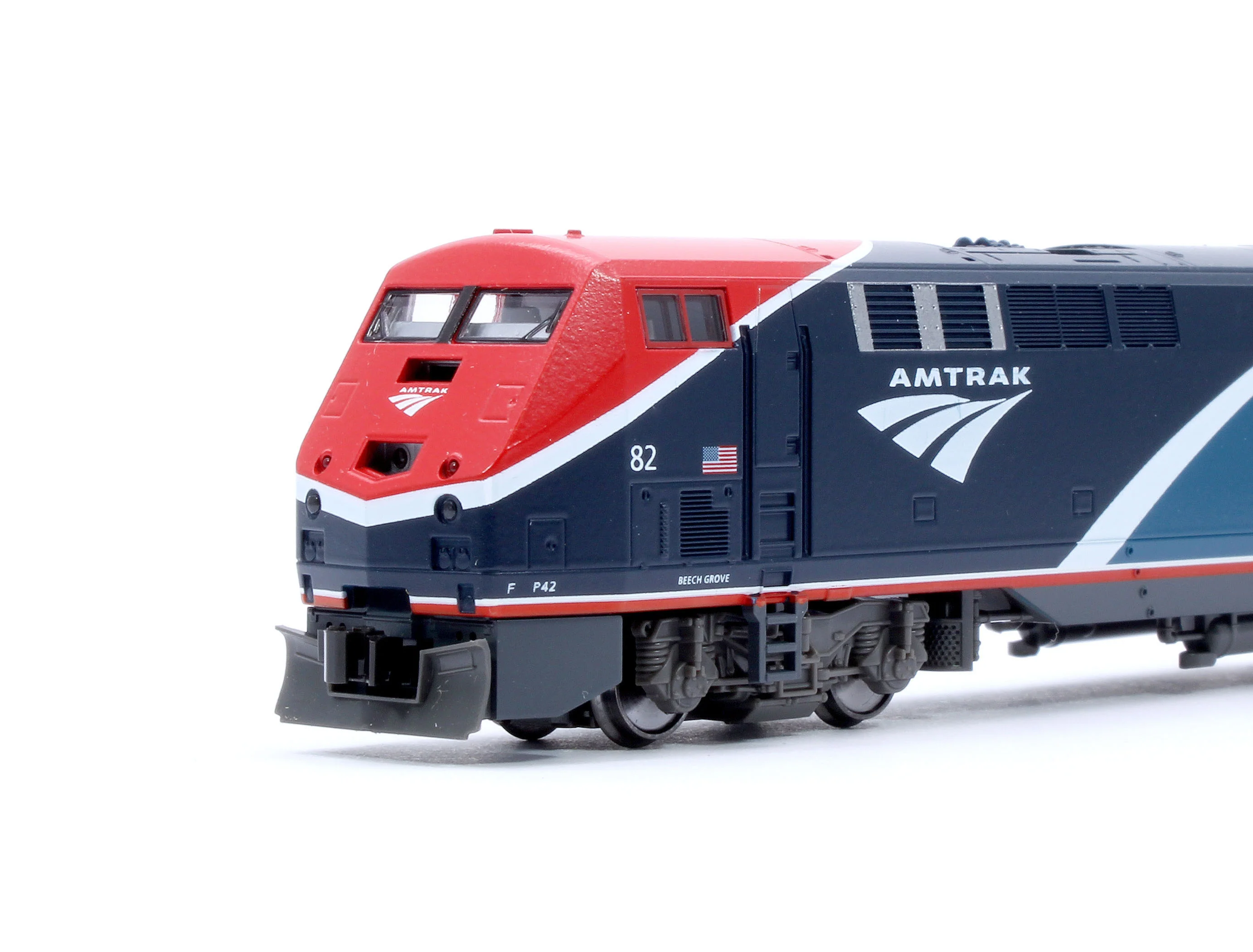 176-6040-S GE P42 Amtrak PhVII 82 Diesel Locomotive - Sound Fitted - Image 6