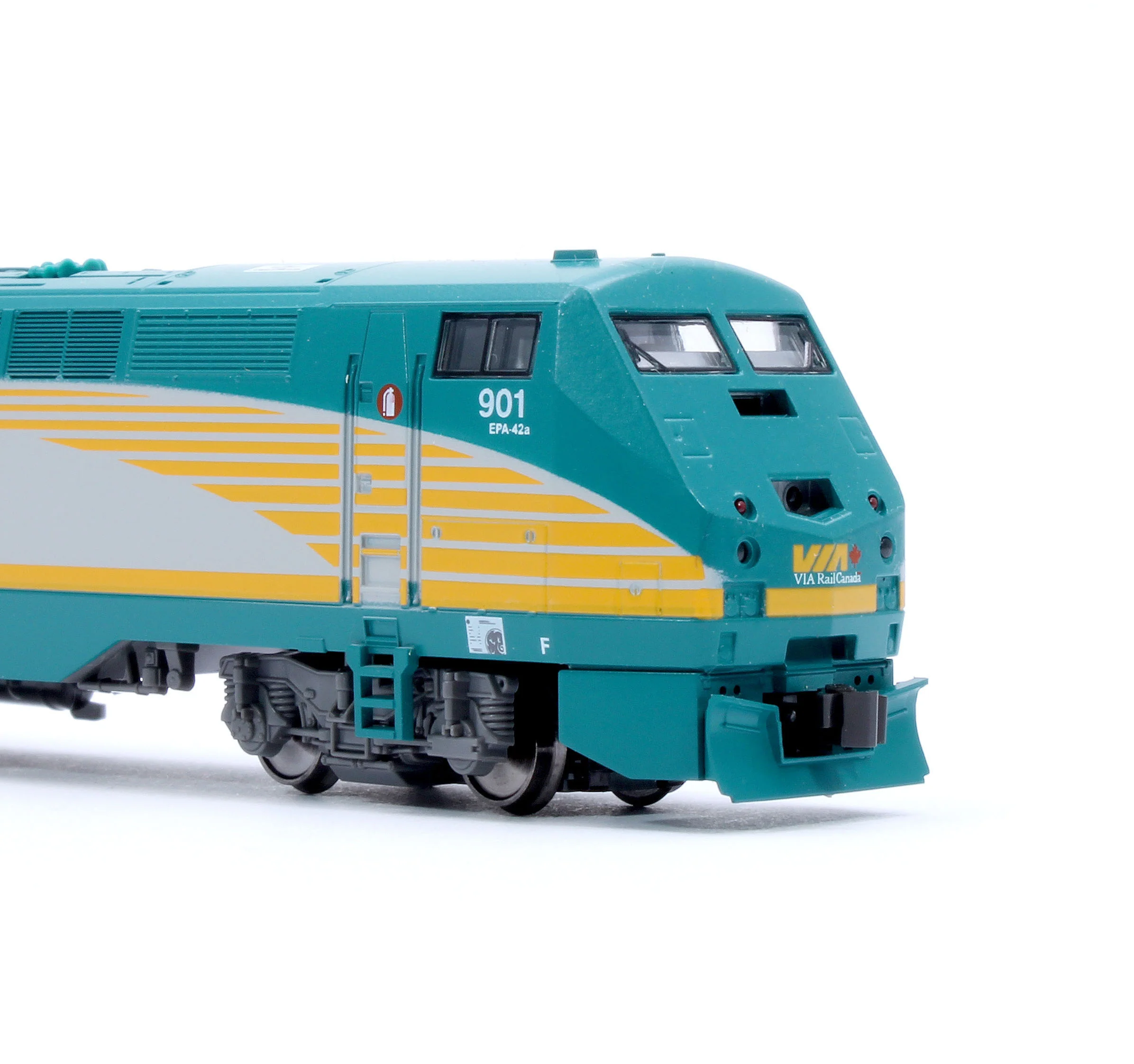 176-6042-S GE P42 VIA Rail 901 Diesel Locomotive - Sound Fitted - Image 7