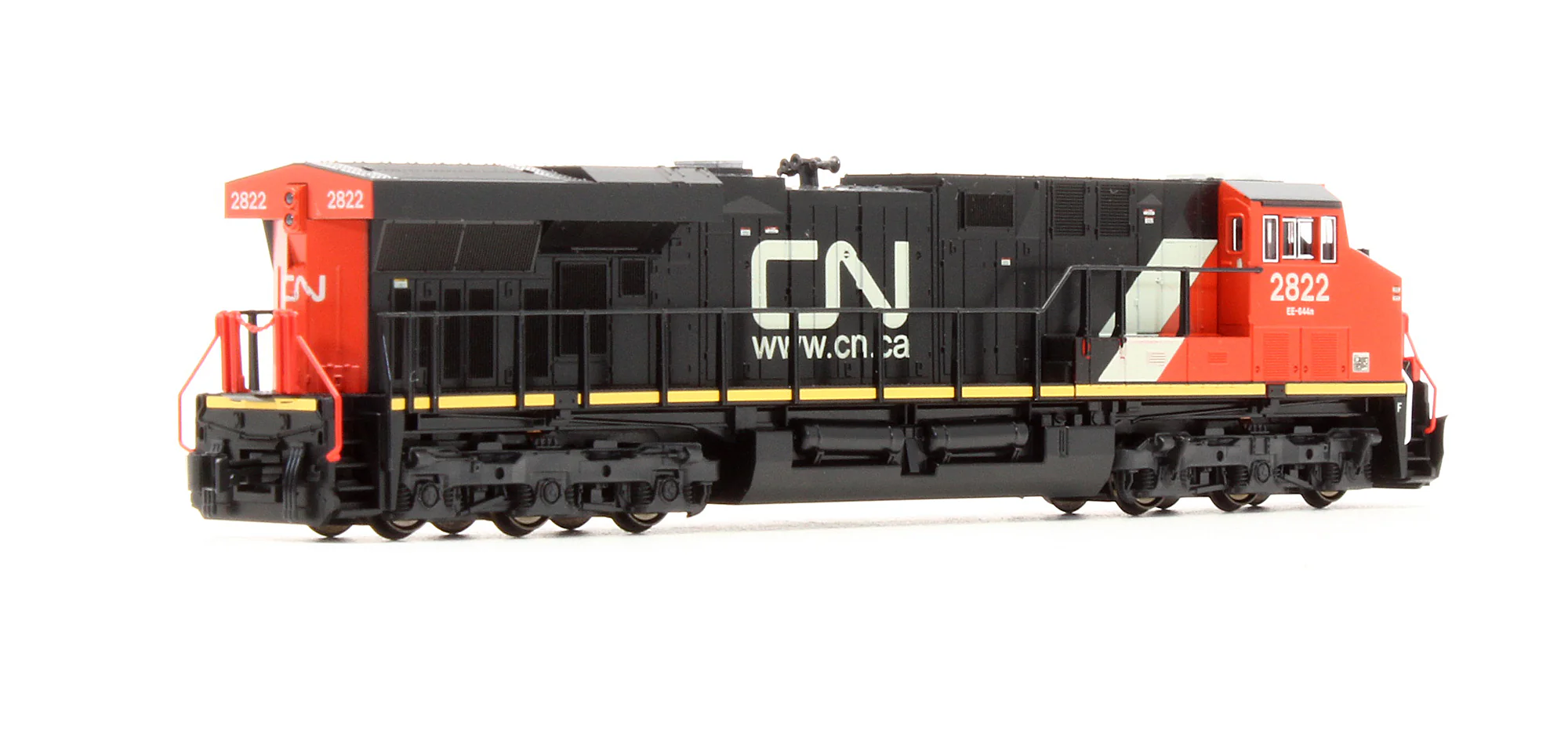 Pre-Owned GE ES44AC Diesel Locomotive Canadian National - Road #2822 - Image 2