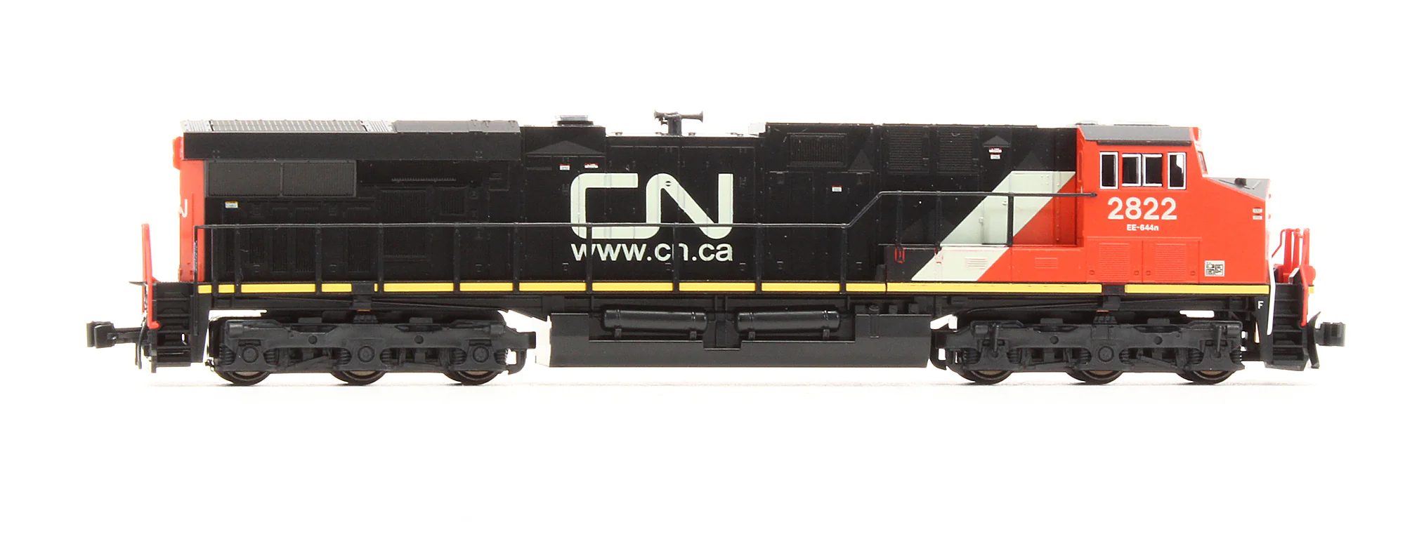 Pre-Owned GE ES44AC Diesel Locomotive Canadian National - Road #2822 - Image 3