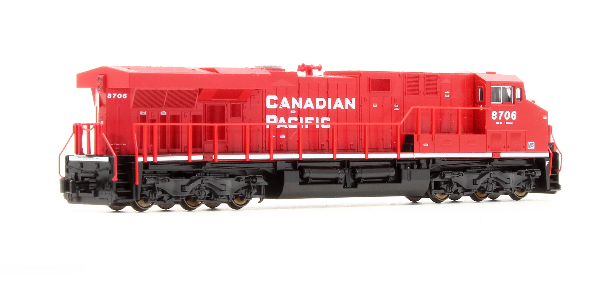 Pre-Owned GE ES44AC Diesel Locomotive Canadian Pacific - Road #8706 - Image 2