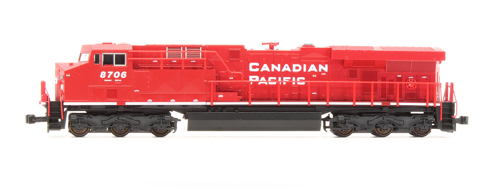 Pre-Owned GE ES44AC Diesel Locomotive Canadian Pacific - Road #8706 - Image 4
