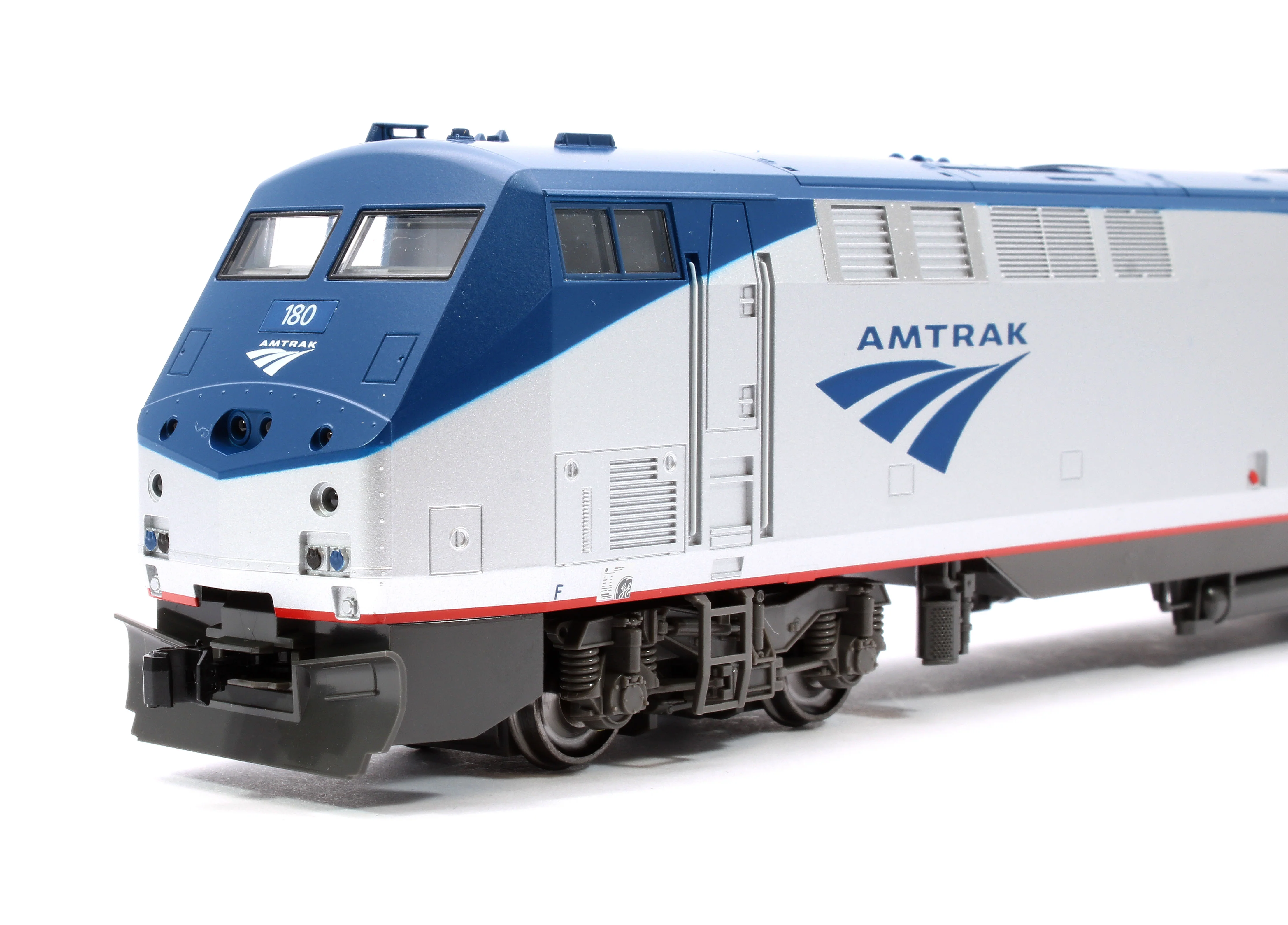 37-6118 P42 Genesis Amtrak PhV Late No.180 Diesel Locomotive - Image 6