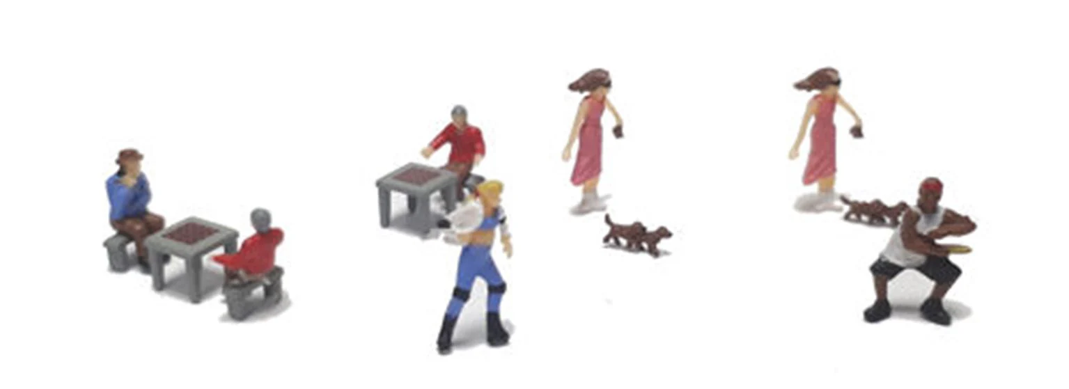 At the City Park (7) and Accessories Figure Set - Image 2
