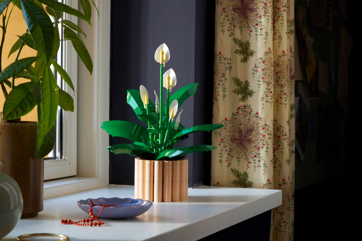 Lego Botanicals Peace Lily - 11504 - Image 3
