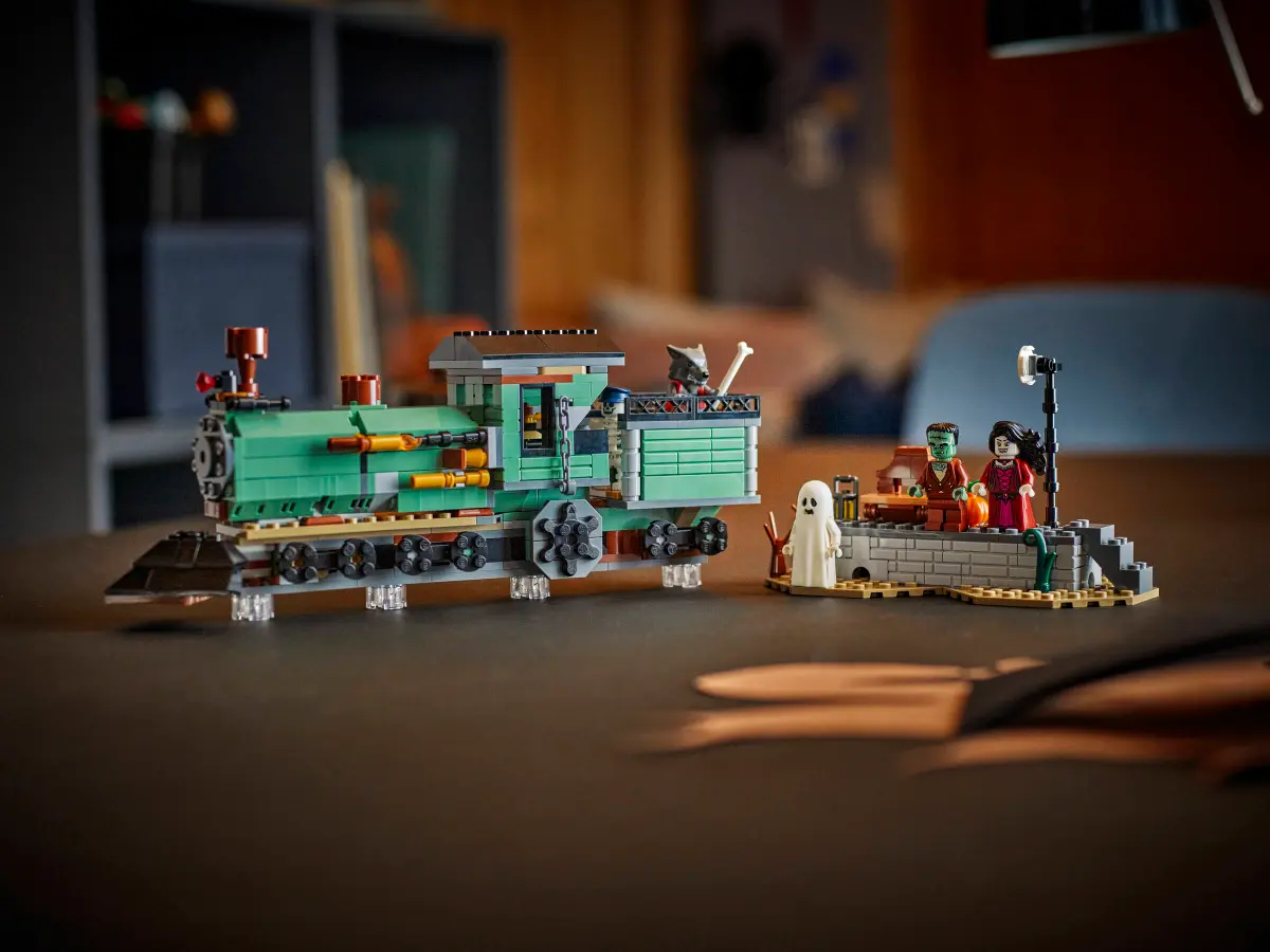 Lego Creator Haunted Mansion - 31167 - Image 10