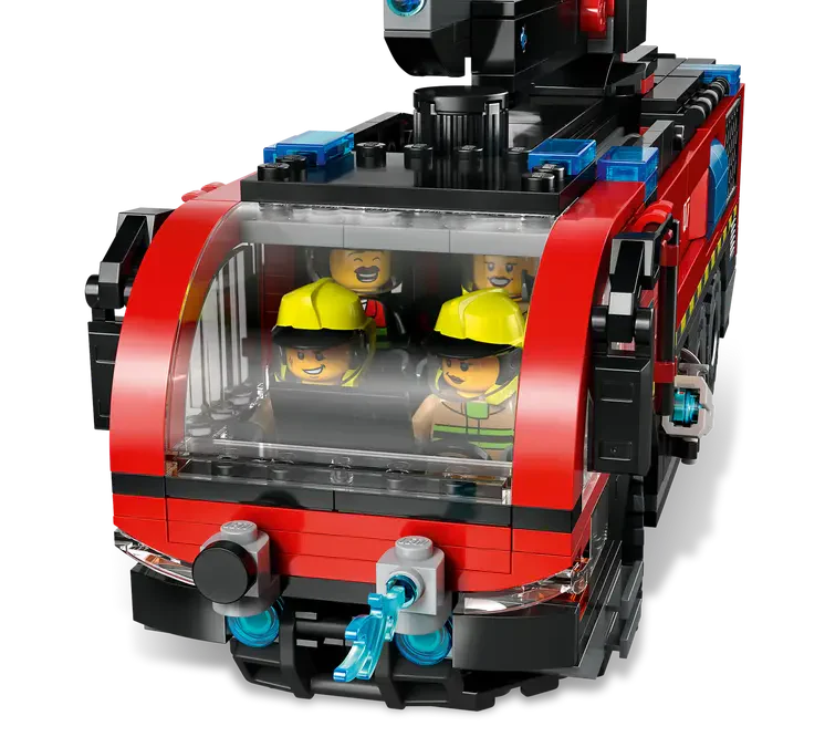 Lego City Airport Fire Truck - 60499 - Image 4