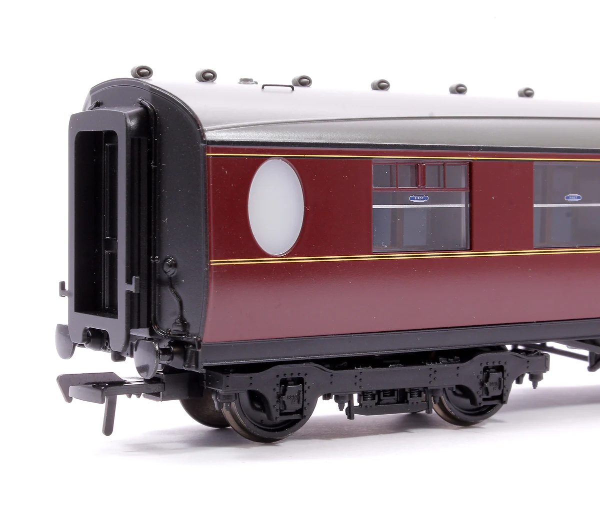 LNER Thompson First Corridor BR Maroon No. E11185E - Image 4