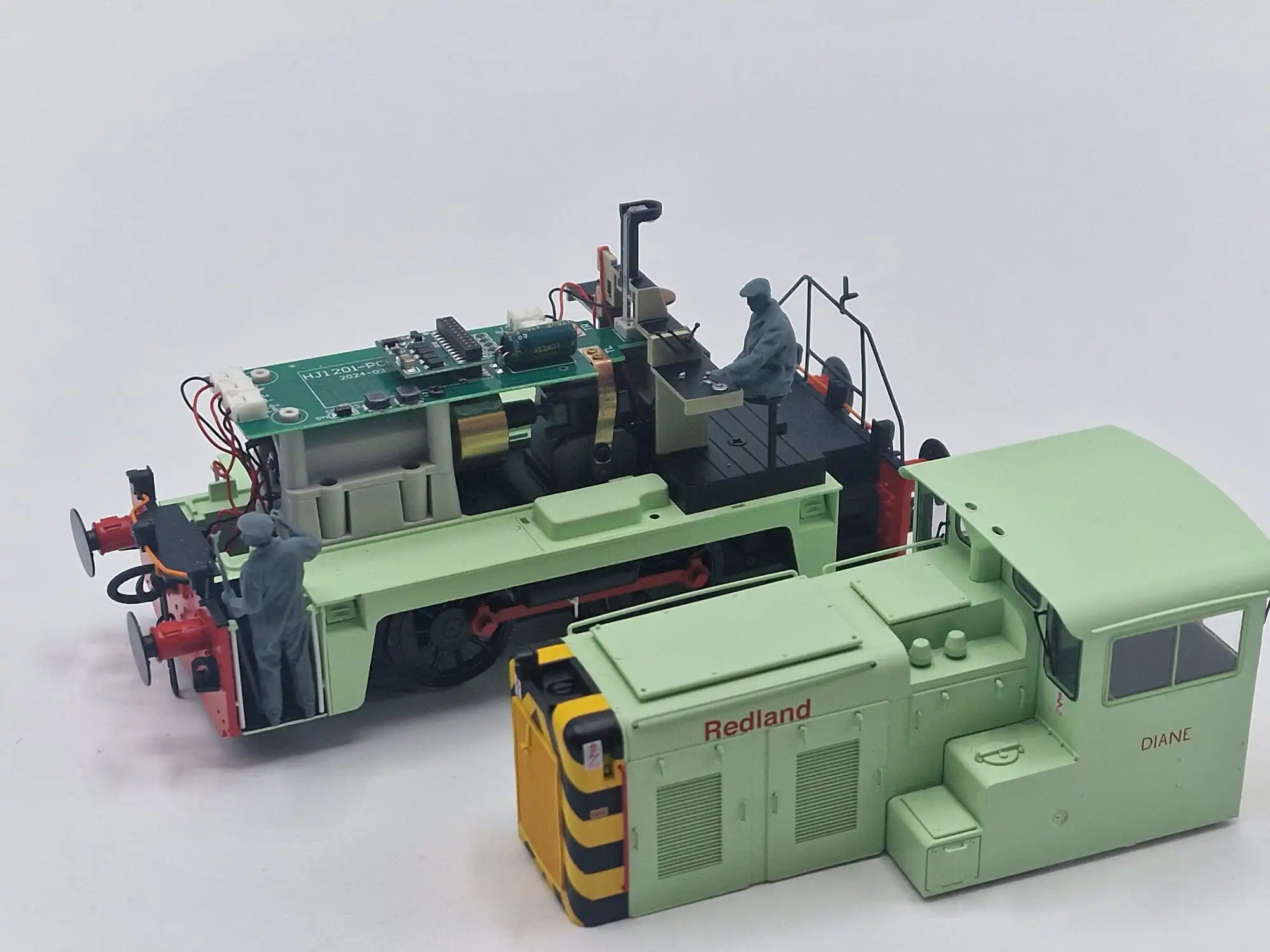OO Gauge Loco Specific Crew - Class 02 Industrial Crew - Image 2