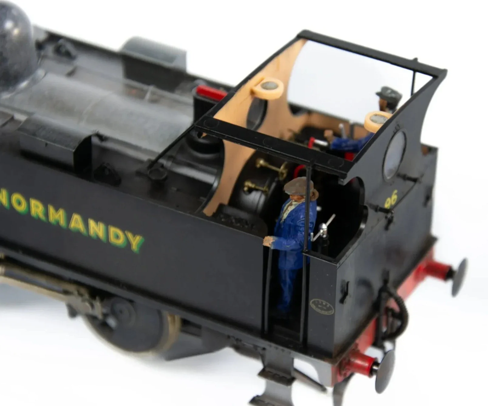 TT:120 Gauge - Loco Specific Crew - Dapol B4 Crew Pack - Image 3