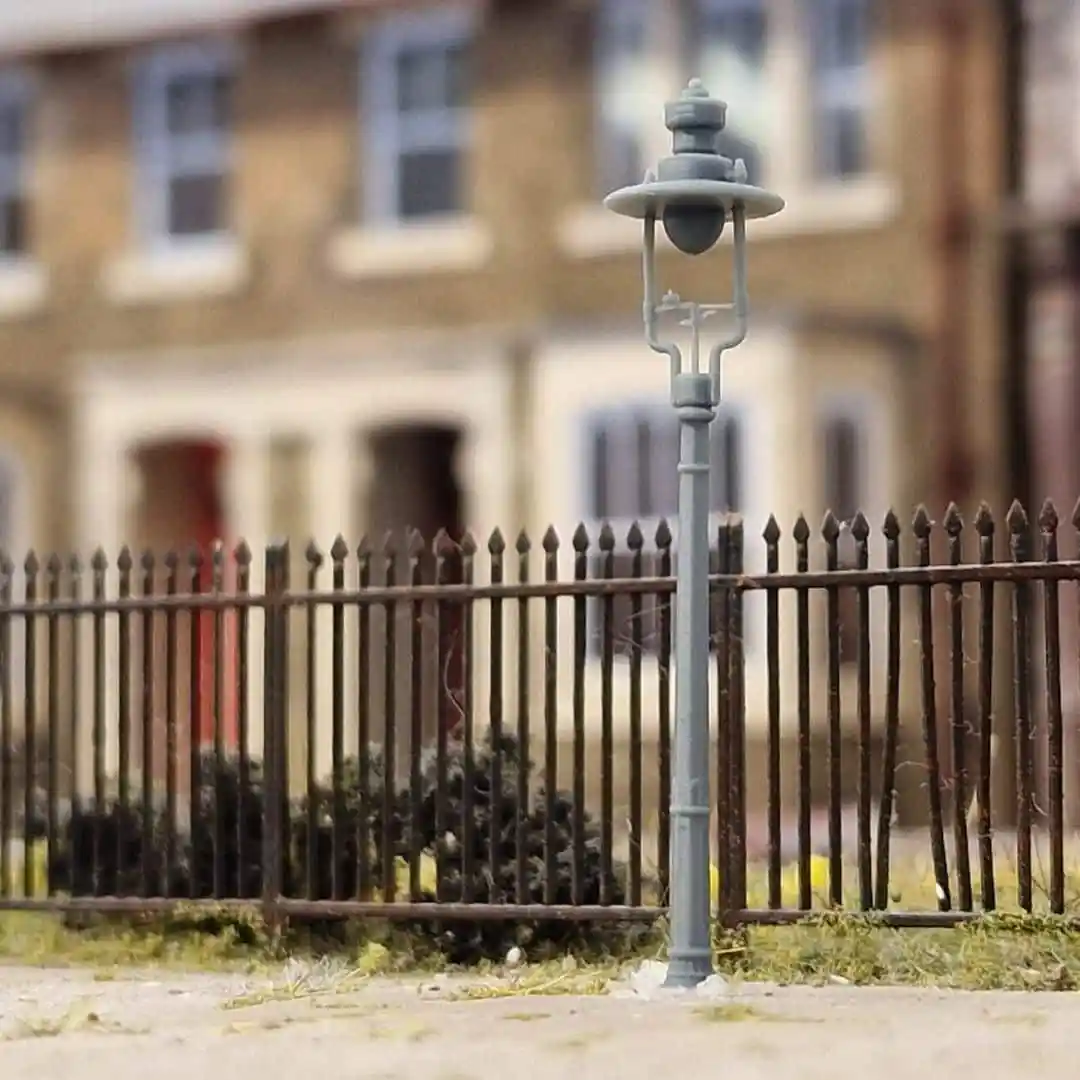 O Gauge - Detailing - GWR No1 Circular Column Suggs Lamps x5 - Image 2