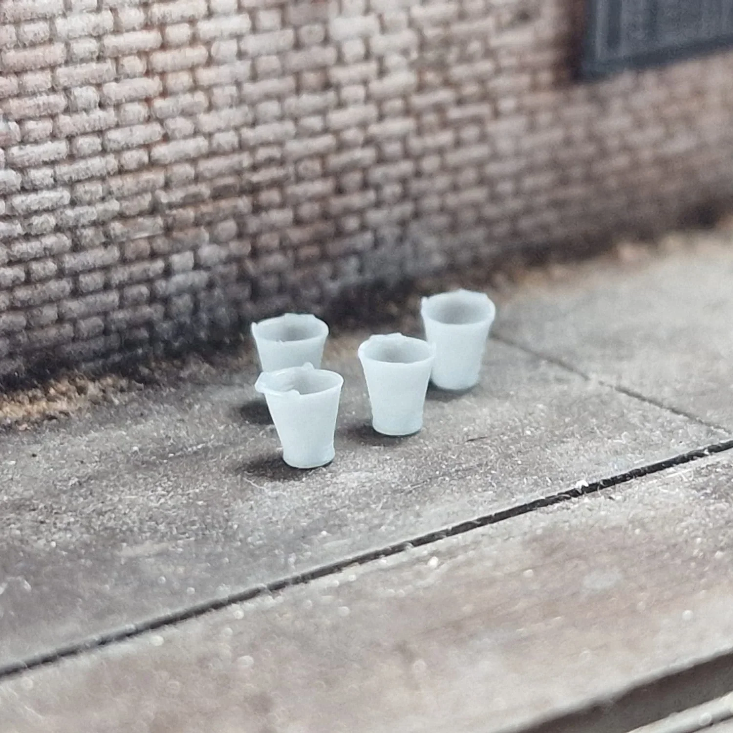 2715-148 N Gauge Detailing - Galvanised Buckets x8 - Image 2