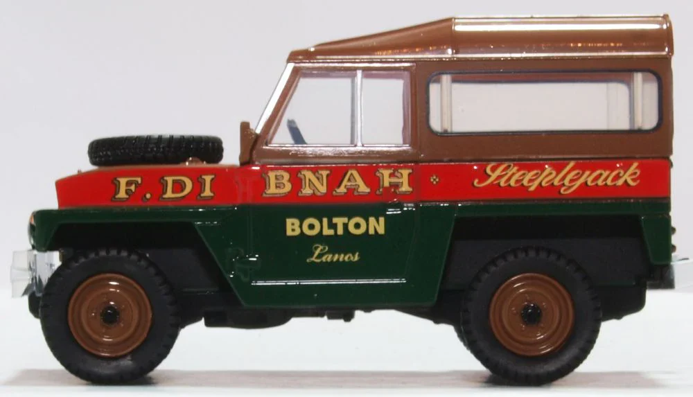 Land Rover Lightweight Hard Top Fred Dibnah - Image 3