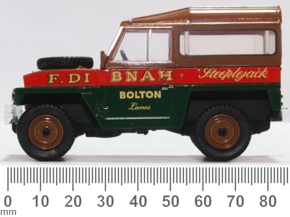 Land Rover Lightweight Hard Top Fred Dibnah - Image 6