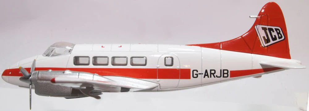 DH Dove JCB G-ARJB - Image 3