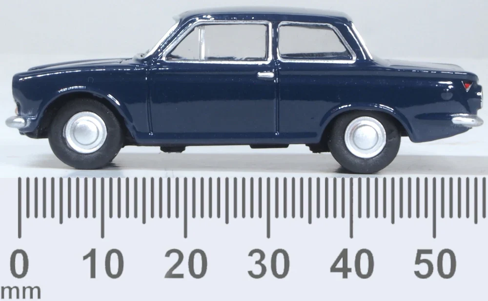 76COR1010 Ford Cortina MkI Anchor Blue - Image 6