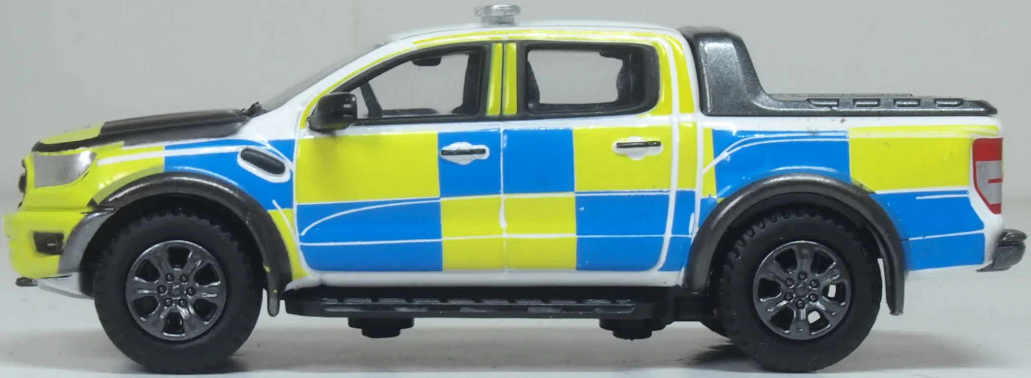 76FR006 Ford Ranger Raptor South Wales Police - Image 2