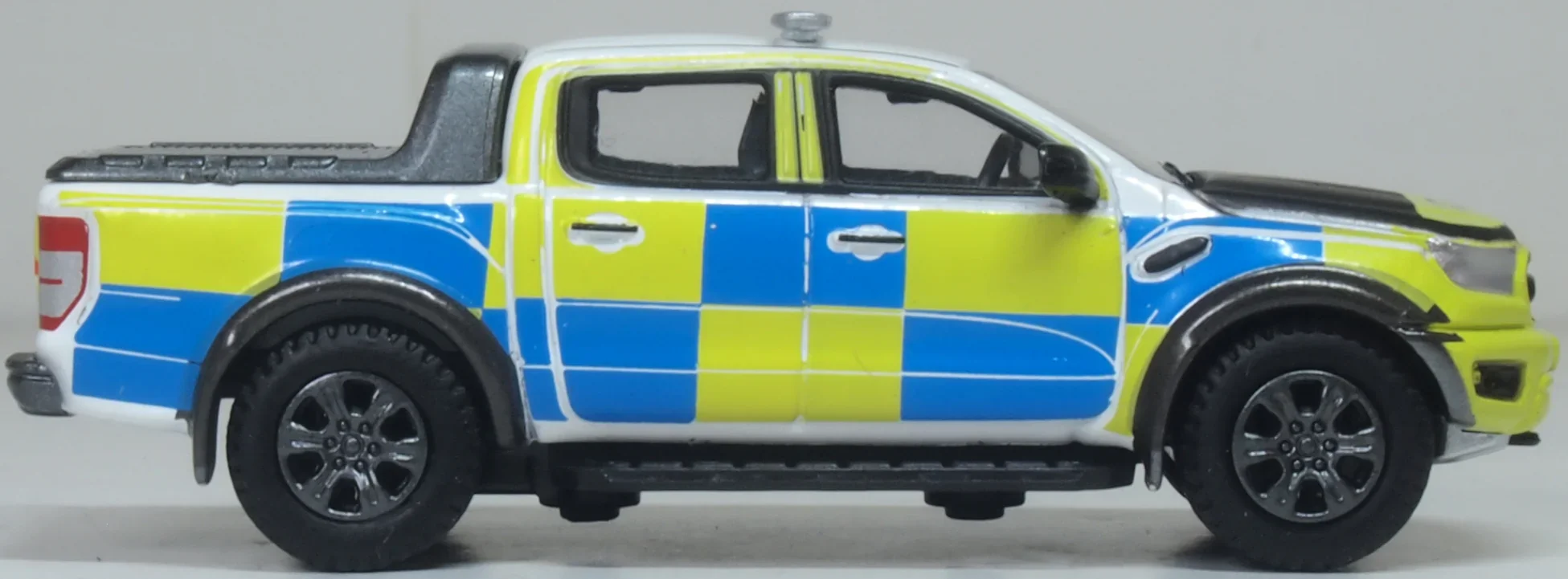 76FR006 Ford Ranger Raptor South Wales Police - Image 3