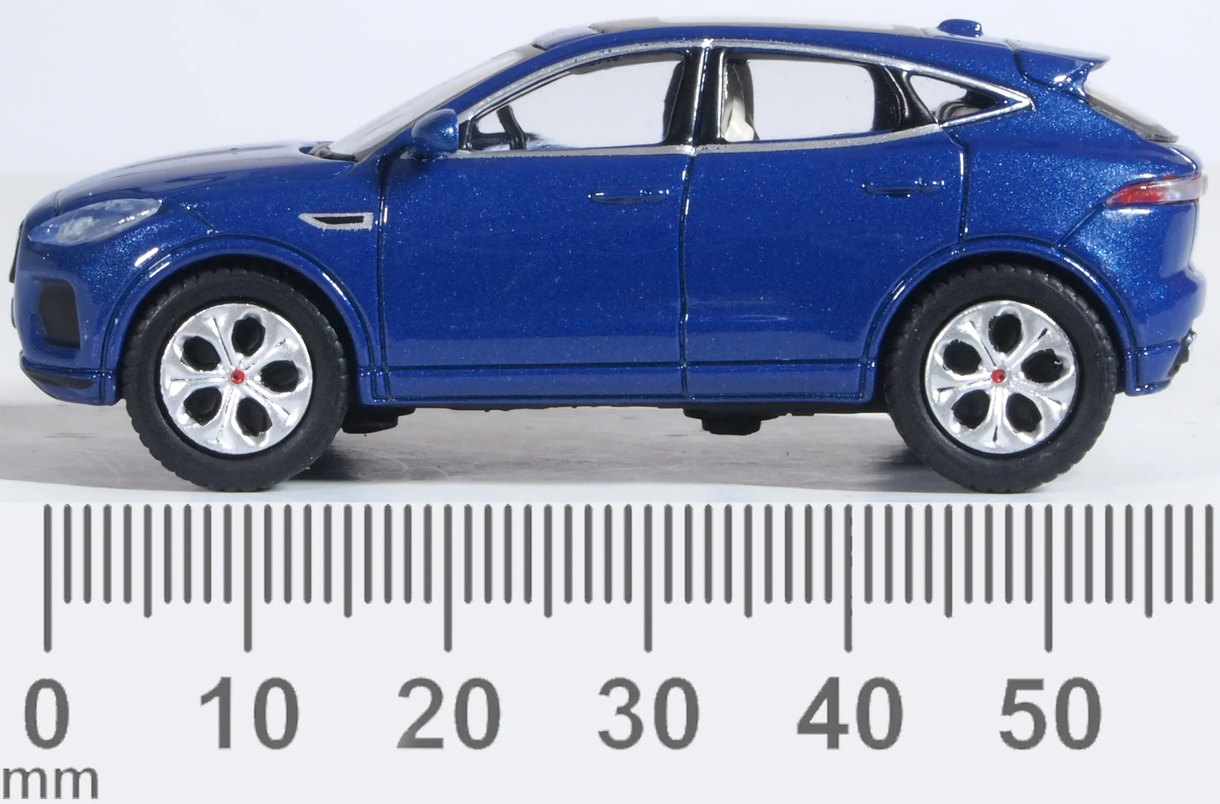 76JEP001 Jaguar E Pace Caesium Blue - Image 6