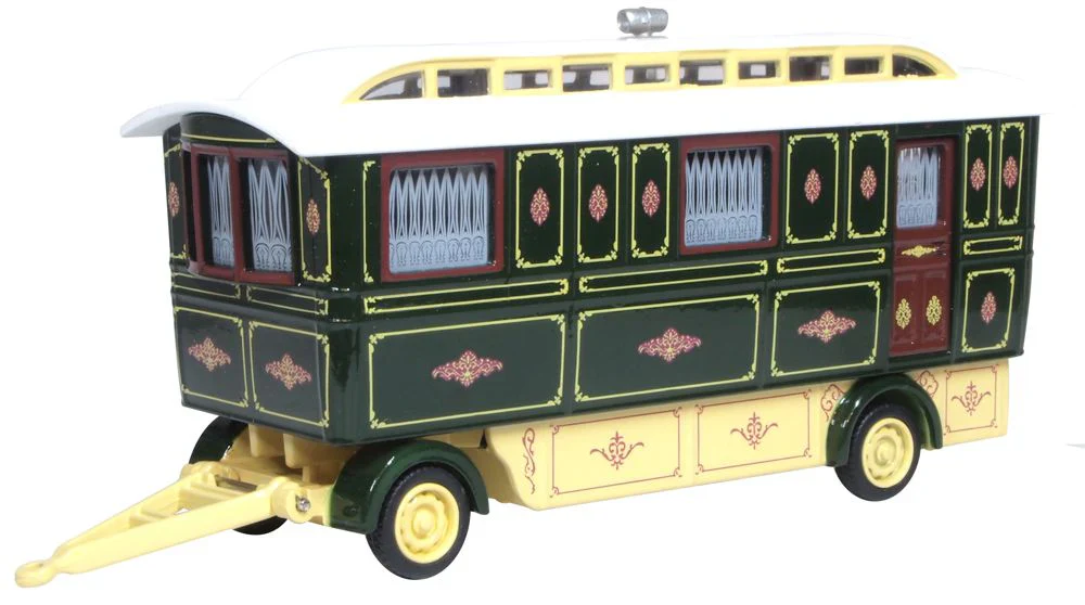 76SCV002 Showmans Caravan Green