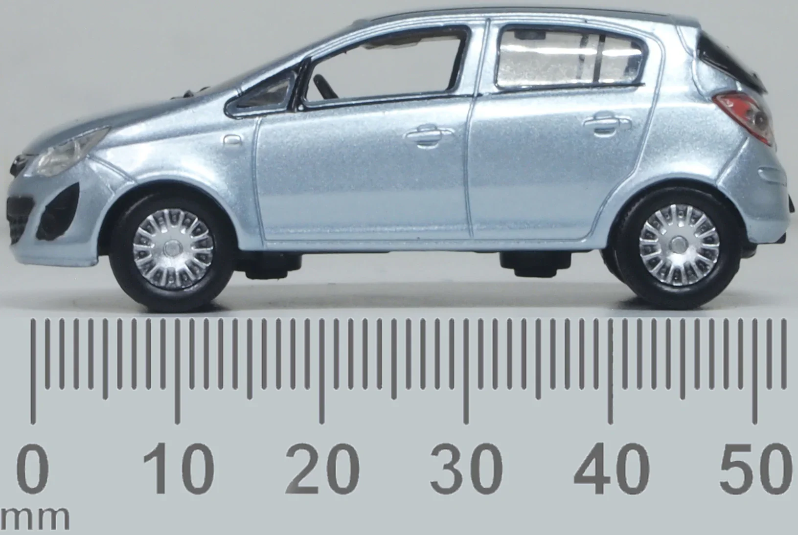 76VC006 Vauxhall Corsa Silver Lightning - Image 6