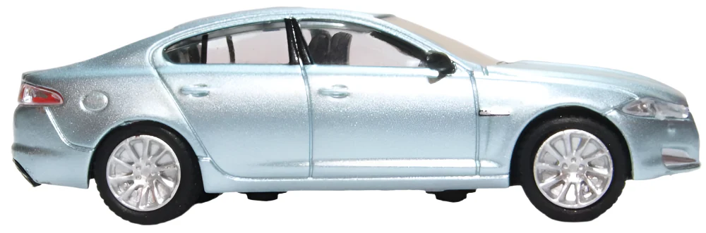 76XF006 Jaguar XF Crystal Blue - Image 3