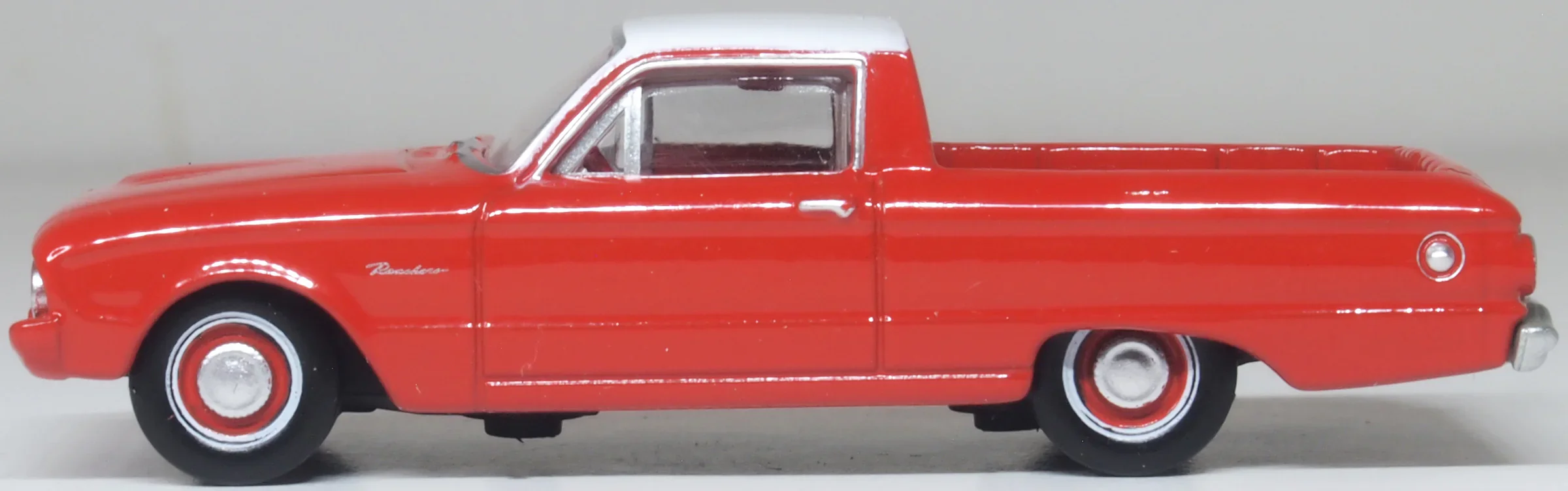 87FA60001 1960 Ford Falcon Ranchero Monte Carlo Red/Corinthian White - Image 2