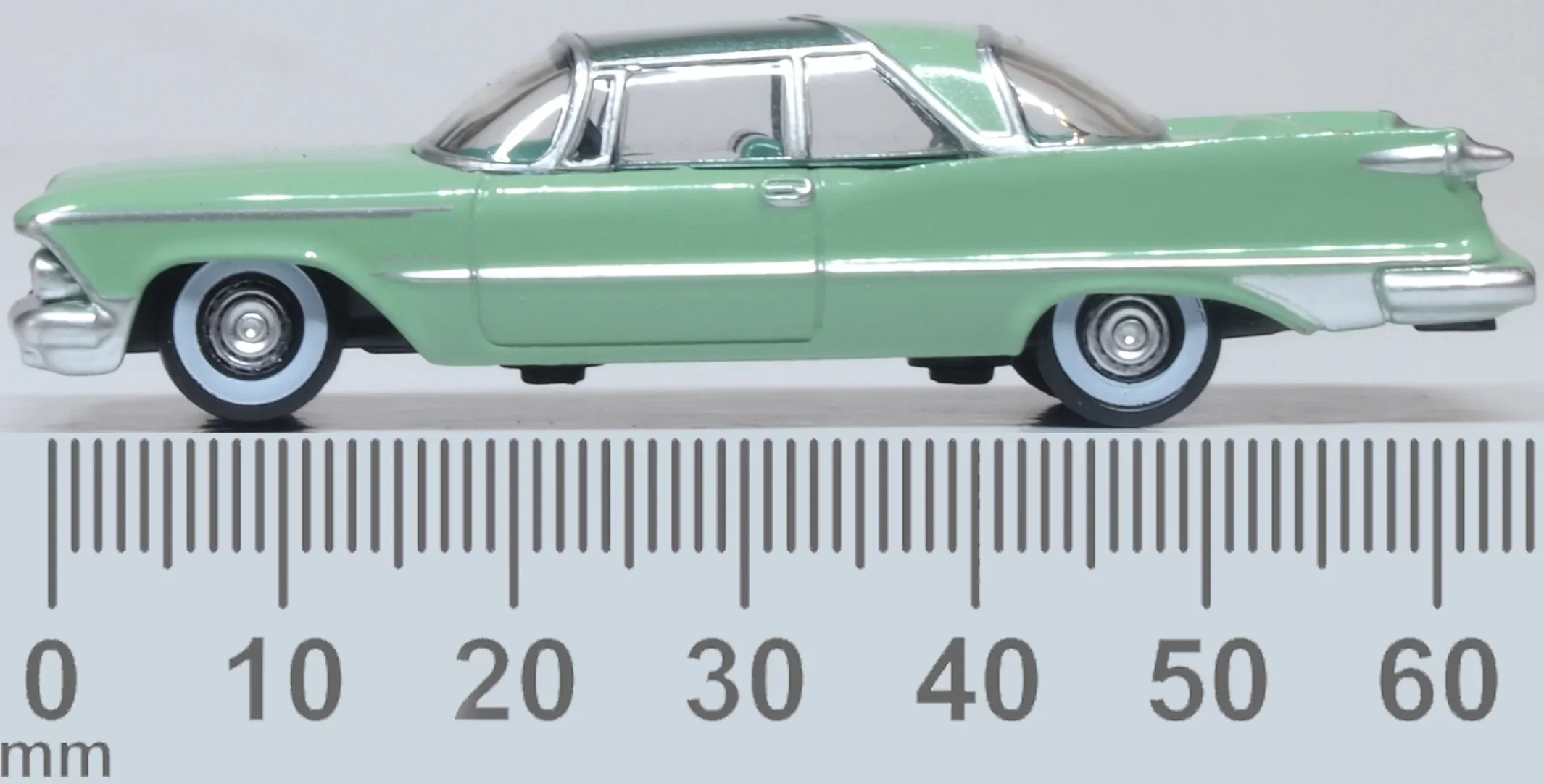 1959 Imperial Crown Hard Top Highland Green/Ballad Green - Image 6
