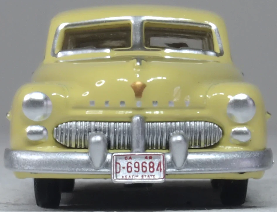 87ME49011 1949 Mercury 8 Coupe Calabash Yellow - Image 4