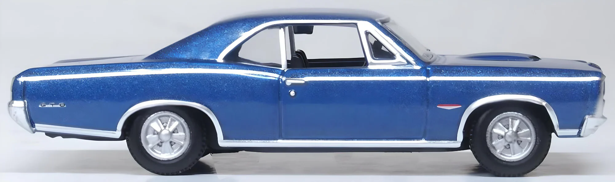 1966 Pontiac GTO Fontaine Blue - Image 3