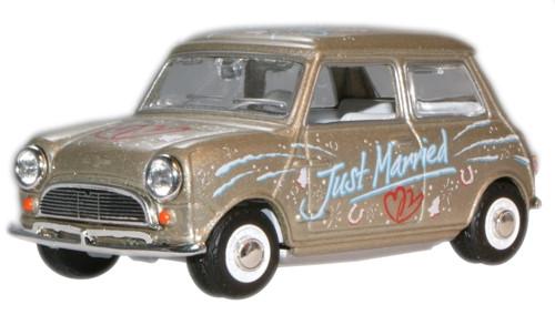 Mini Car Just Married