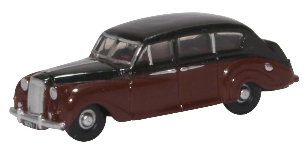 NAP004 Austin Princess (Late) Black/Royal Claret