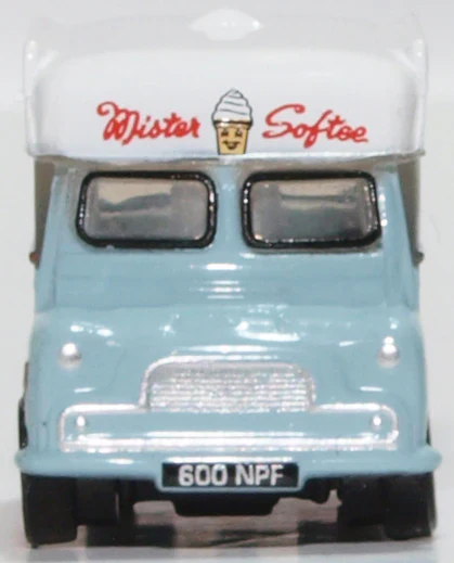 Bedford CA Ice Cream Van Mr Softee - Image 5